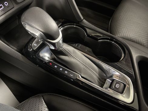 Used 2023 Buick Encore GX Essence w/ Experience Buick Package image 25