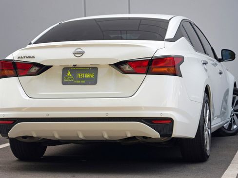Used 2023 Nissan Altima 2.5 S FWD image 4