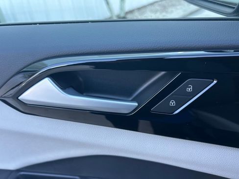 New 2026 Volkswagen Taos S FWD image 49