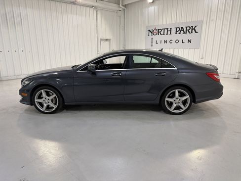 Used 2014 Mercedes-Benz CLS 550 CLS 550 image 2
