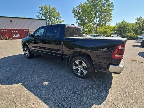 Used 2023 RAM 1500 Laramie AWD/4WD image 4