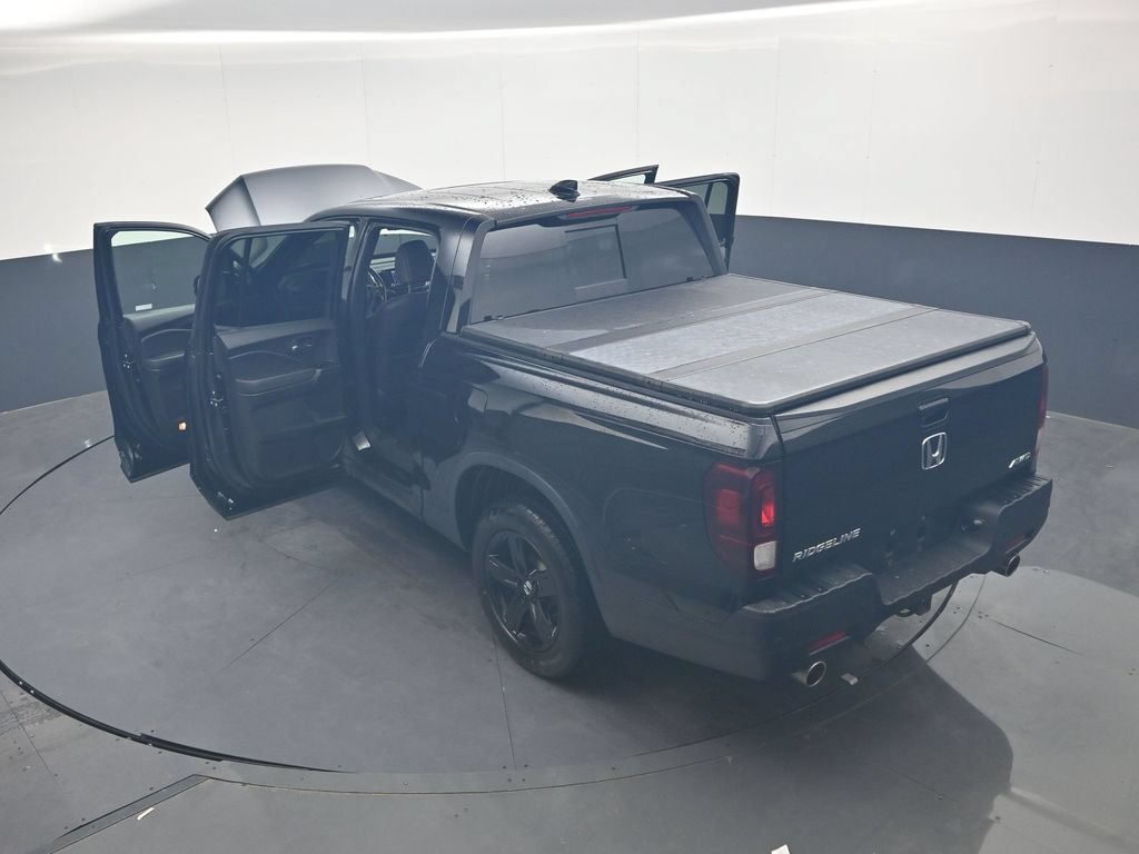 Used 2023 Honda Ridgeline Black Edition image 37