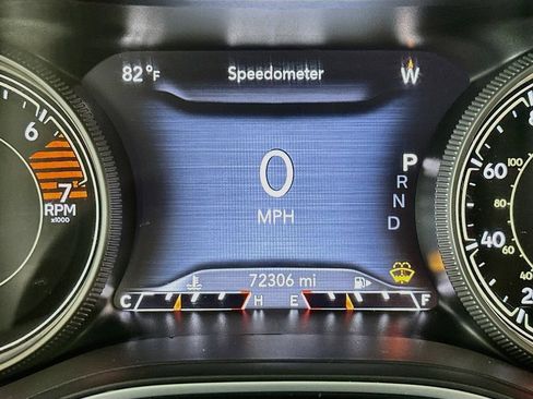 Used 2023 Jeep Cherokee Altitude Lux AWD/4WD image 15