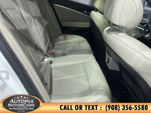 Used 2020 Genesis G70 2.0T image 14