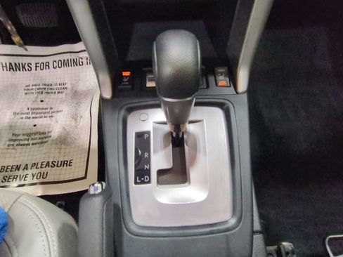 Used 2017 Subaru Forester 2.5i Limited image 16