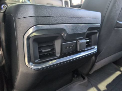 Used 2022 GMC Sierra 2500 Denali w/ Denali Ultimate Package AWD/4WD image 18