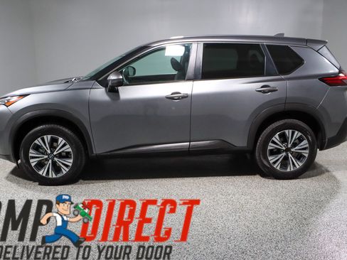 Used 2022 Nissan Rogue SV FWD image 10