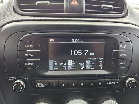 Used 2017 Kia Soul image 14