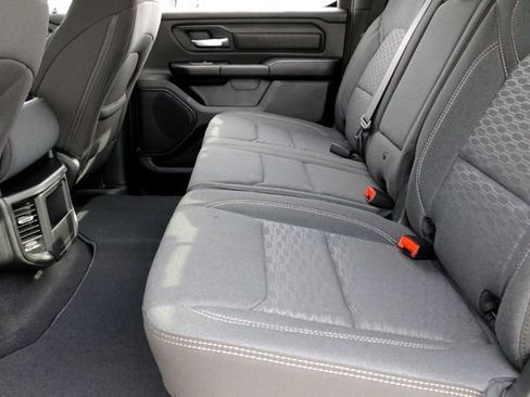 New 2026 RAM 1500 Express AWD/4WD image 18