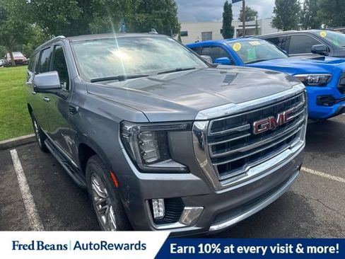 Used 2021 GMC Yukon XL SLT w/ SLT Premium Package AWD/4WD image 1