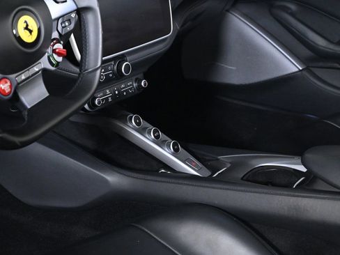 Certified 2019 Ferrari Portofino image 16