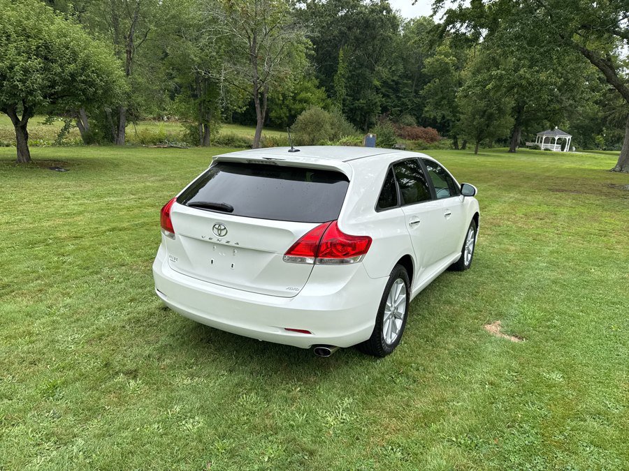 Used 2010 Toyota Venza AWD image 14