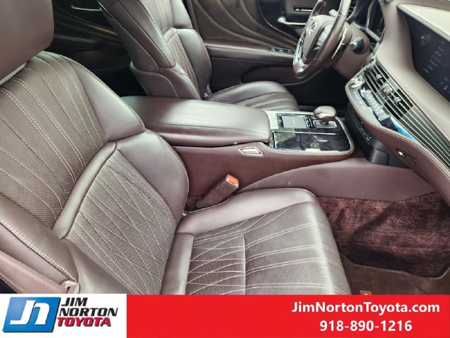 Used 2020 Lexus LS 500 w/ Interior Upgrade Package RWD image 15