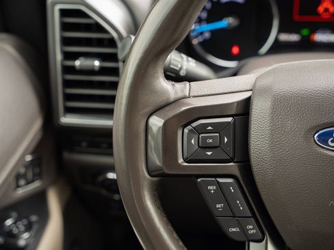 Certified 2021 Ford Expedition Limited AWD/4WD image 31