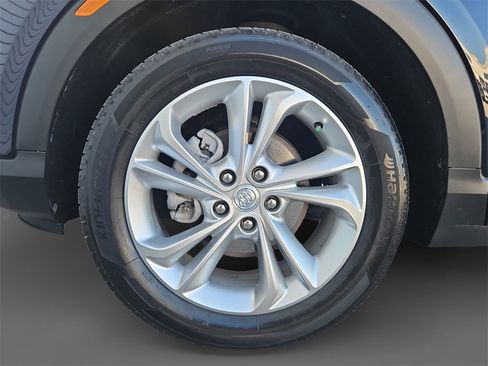 Used 2020 Buick Encore GX Preferred w/ Cold Weather Comfort Package image 15