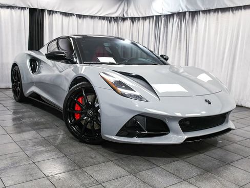 Used 2025 Lotus Emira RWD image 3