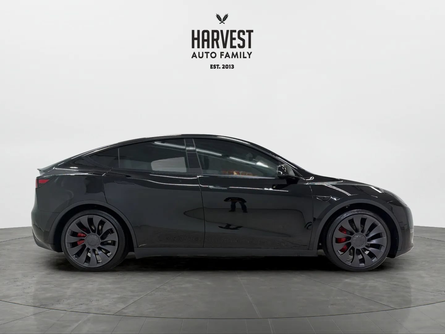Used 2025 Tesla Model Y Performance AWD/4WD image 8