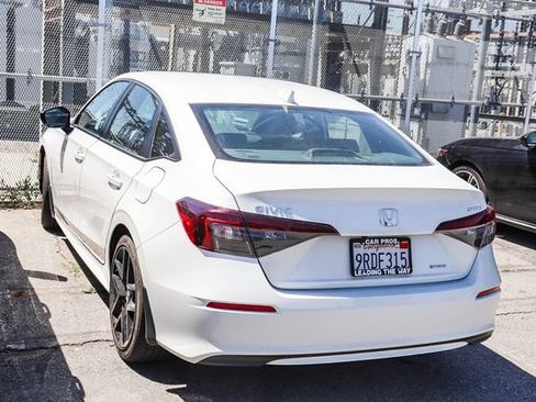 Used 2025 Honda Civic Sport image 10