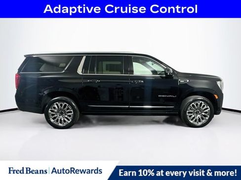 Certified 2023 GMC Yukon XL Denali Ultimate AWD/4WD image 10