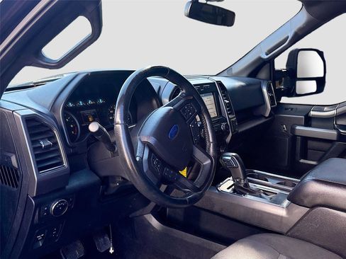 Used 2019 Ford F150 XLT w/ Equipment Group 302A Luxury image 10