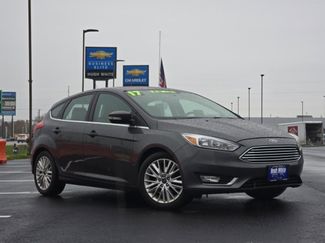 Used 2017 Ford Focus Titanium video 2