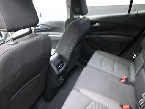 Used 2020 Chevrolet Equinox LT FWD image 23