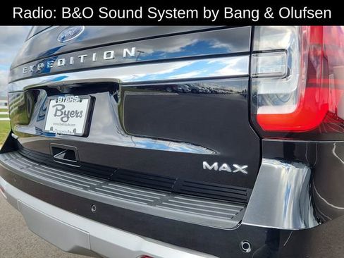 Used 2023 Ford Expedition Max Limited image 14