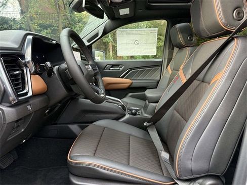 New 2026 GMC Canyon AT4 w/ Technology Plus Package image 8