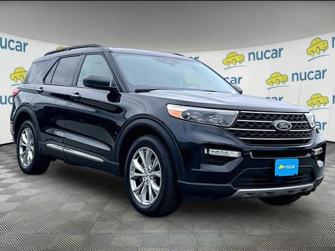 Used 2023 Ford Explorer XLT w/ Equipment Group 202A image 1