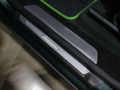 Used 2024 Lamborghini Urus Performante image 37