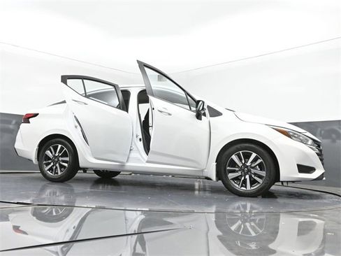 New 2025 Nissan Versa SV w/ Trunk Package image 48