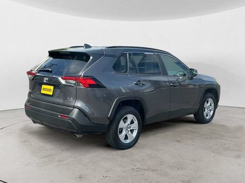 Certified 2021 Toyota RAV4 XLE w/ XLE Grade Weather Package AWD/4WD image 5
