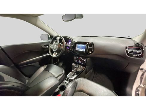 Used 2020 Jeep Compass Latitude AWD/4WD image 18