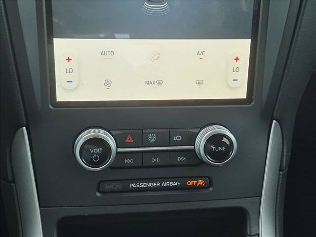 Certified 2023 Ford Edge SE w/ Black Appearance Package AWD/4WD image 14