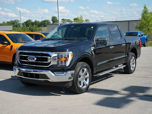 Used 2022 Ford F150 XLT w/ Equipment Group 302A High AWD/4WD image 10