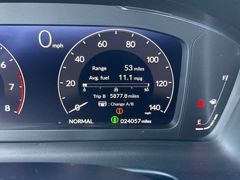 Used 2023 Honda Pilot Elite image 21