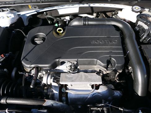 Used 2023 Chevrolet Malibu LT image 29