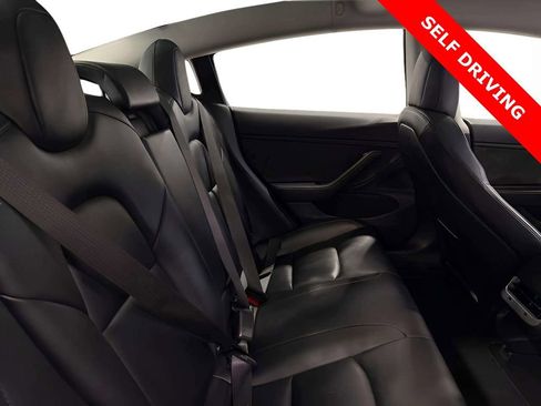 Used 2018 Tesla Model 3 Long Range AWD/4WD image 13