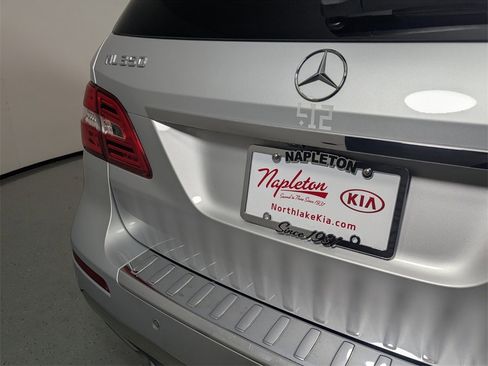 Used 2015 Mercedes-Benz ML 350 4MATIC image 8