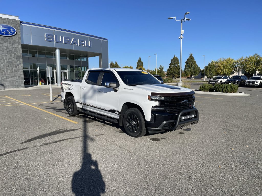 Used 2020 Chevrolet Silverado 1500 LT w/ All-Star Edition AWD/4WD image 2