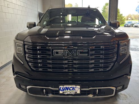 Used 2022 GMC Sierra 1500 Denali Ultimate image 8