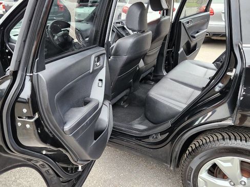 Used 2014 Subaru Forester 2.5i Limited image 28