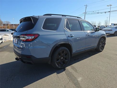 New 2026 Honda Pilot Black Edition image 6