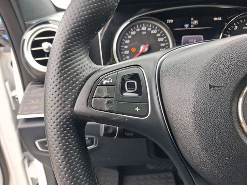 Used 2017 Mercedes-Benz E 300 image 18