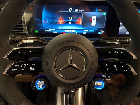 New 2026 Mercedes-Benz GLE 63 AMG S image 23
