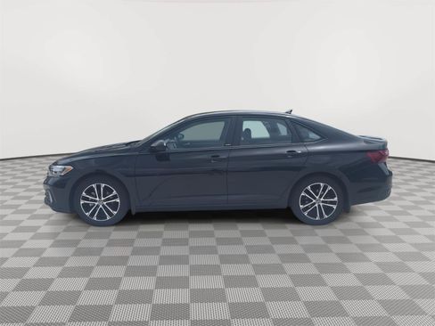 Used 2023 Volkswagen Jetta Sport FWD image 4
