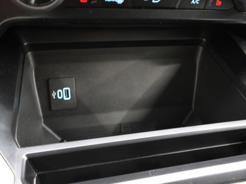 Used 2025 Ford F350 XLT w/ Black Appearance Package AWD/4WD image 50