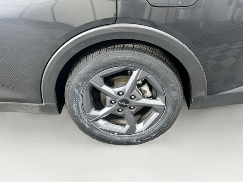 Used 2025 Kia K4 LXS image 11