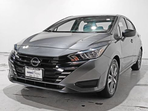Used 2024 Nissan Versa S w/ S Plus Package FWD image 3