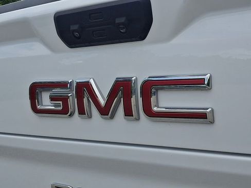 Used 2025 GMC Sierra 1500 SLT RWD image 34
